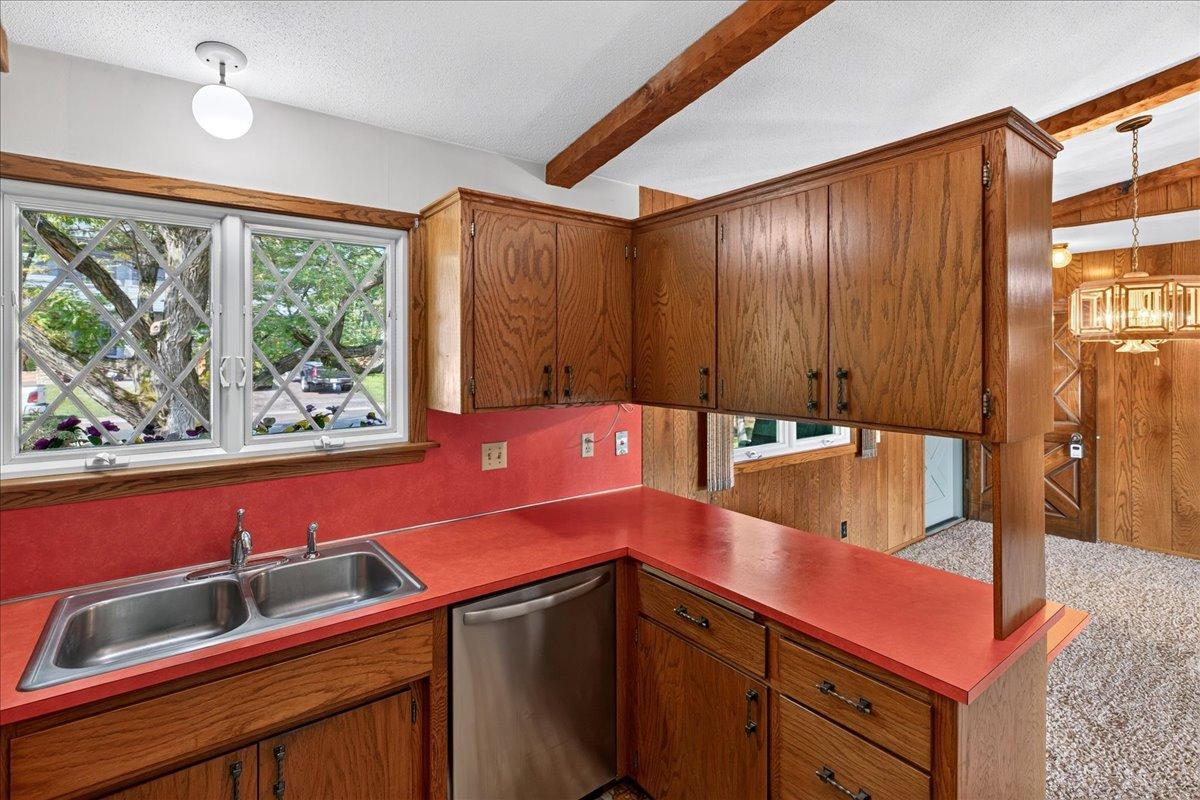 103 Lakeside Drive Property Photo 20