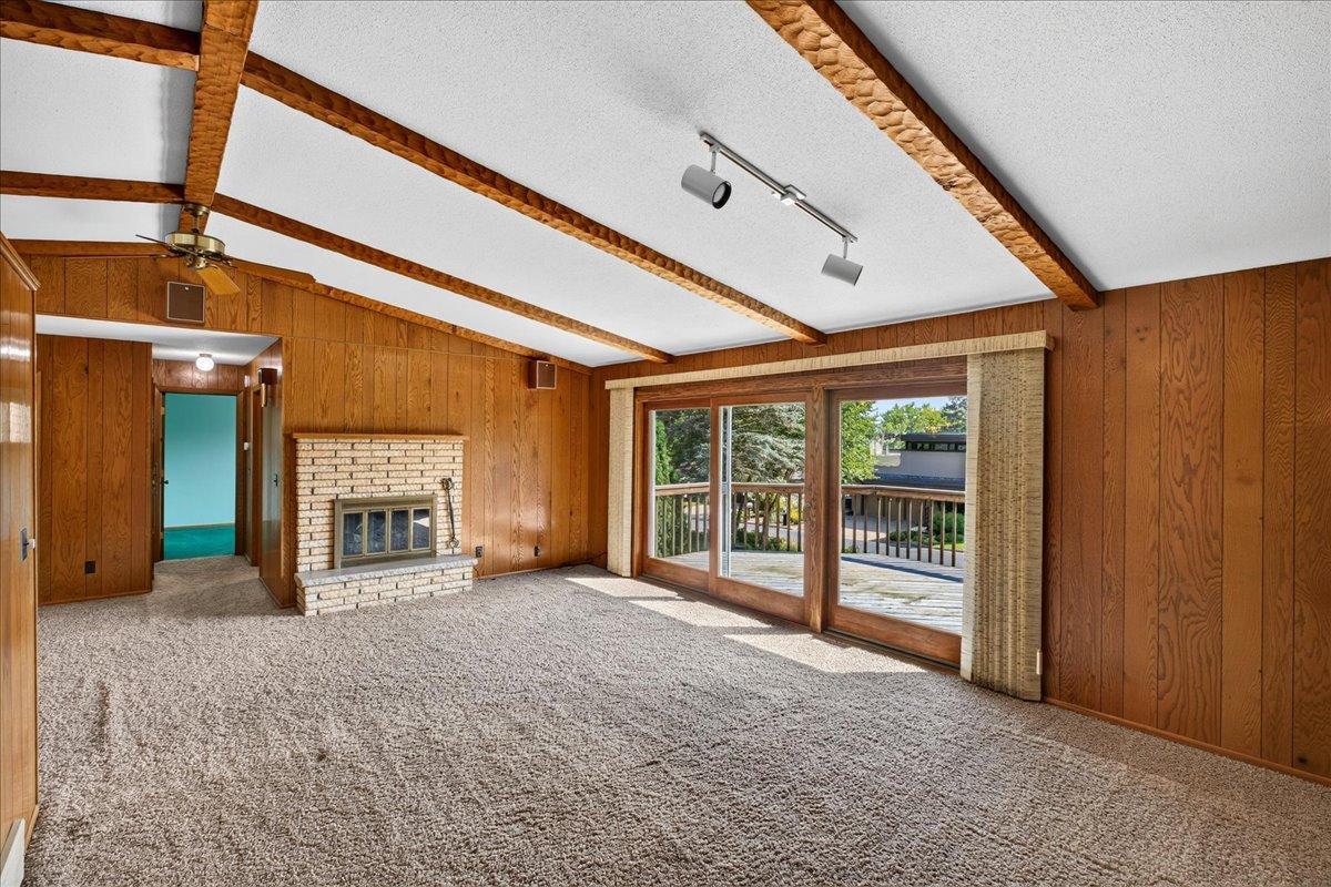 103 Lakeside Drive Property Photo 23