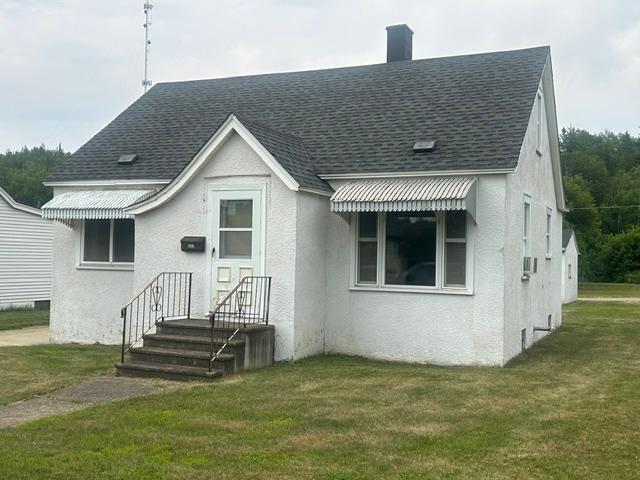 622 4th Street Property Photo 1