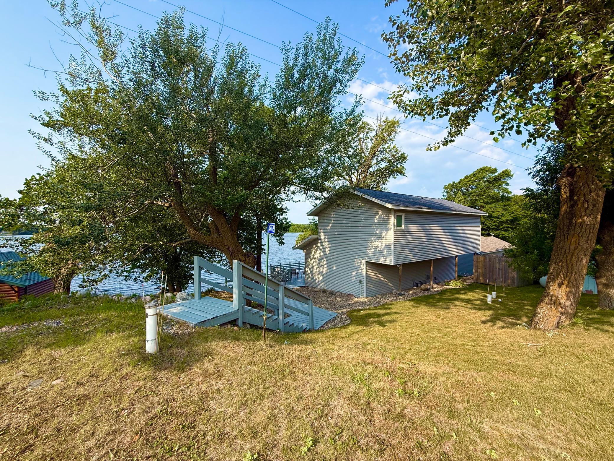49779 Trowbridge Circle Property Photo 1