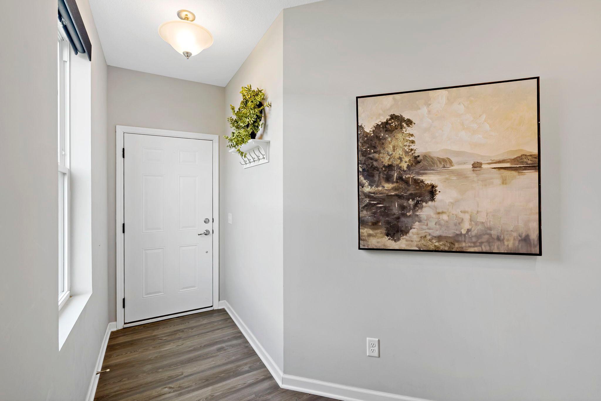 11263 Crestbury Drive Property Photo 3