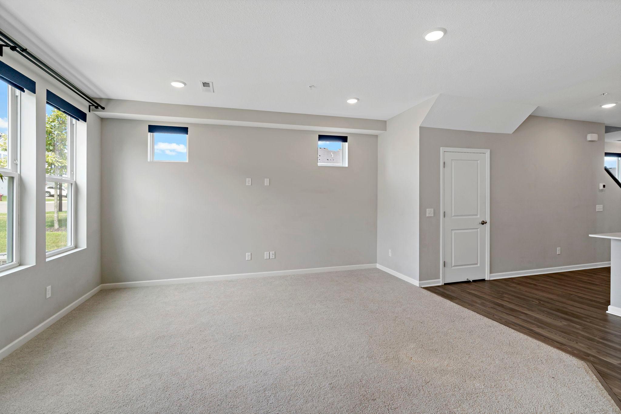 11263 Crestbury Drive Property Photo 10