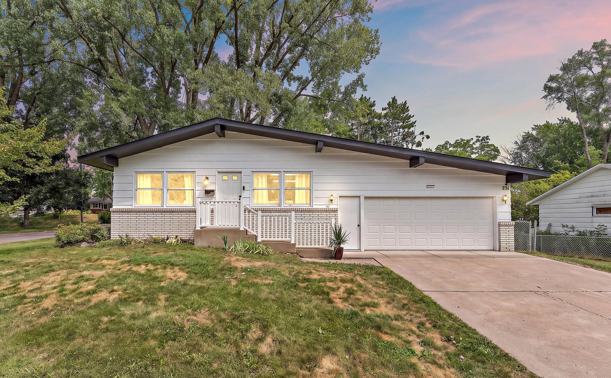 231 Birchwood Drive N Property Photo 43