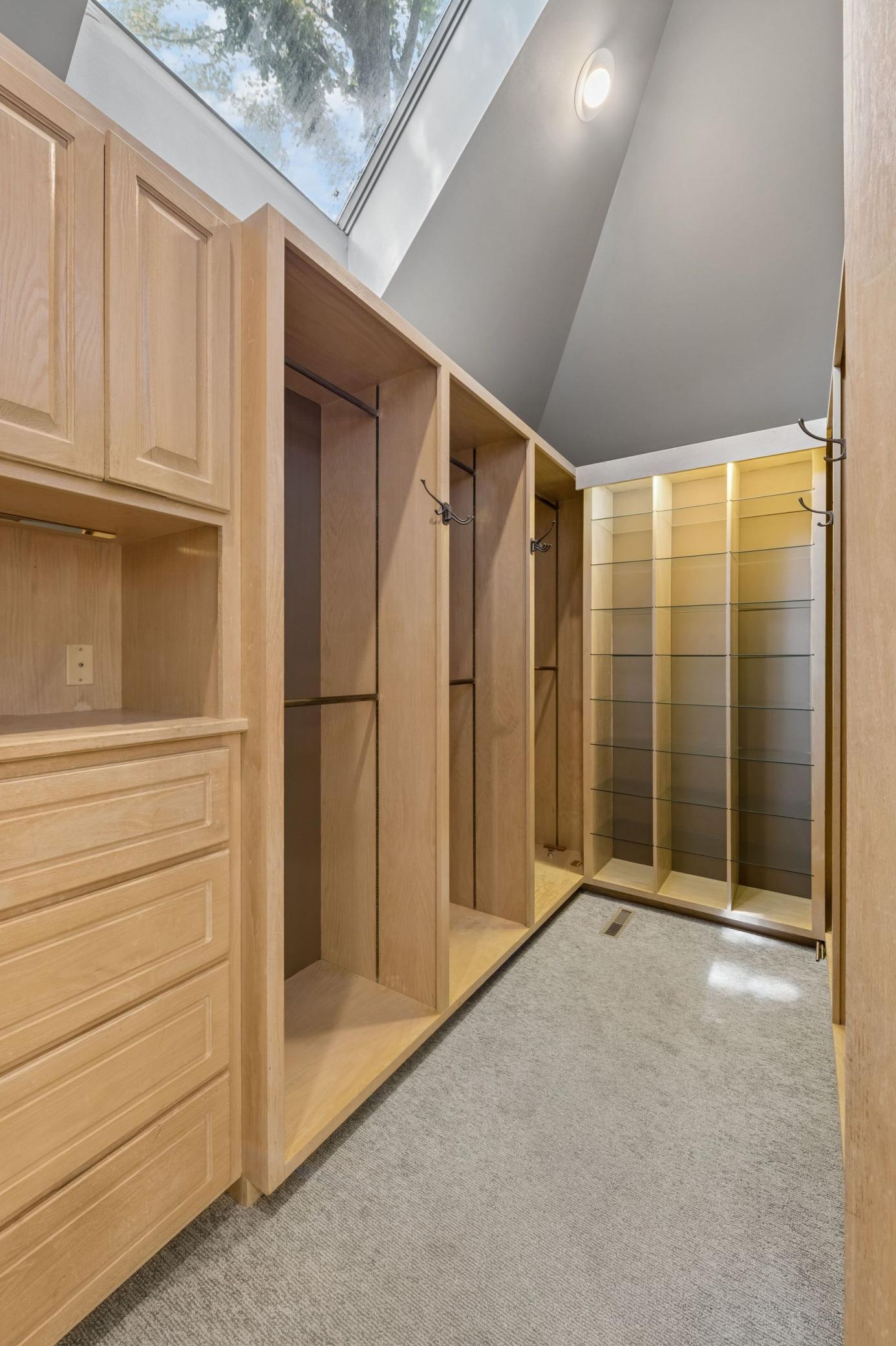 5404 Interlachen Boulevard Property Photo 18