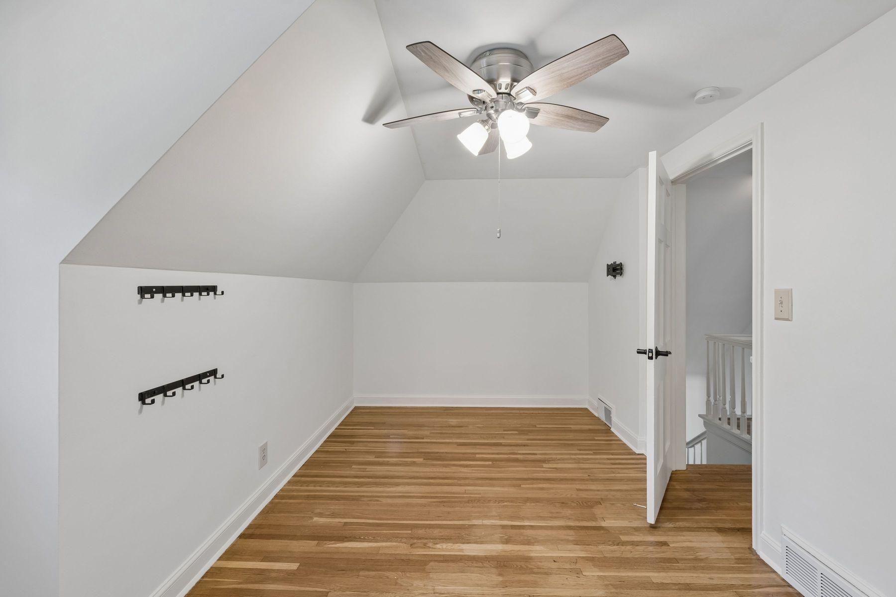 5404 Interlachen Boulevard Property Photo 26