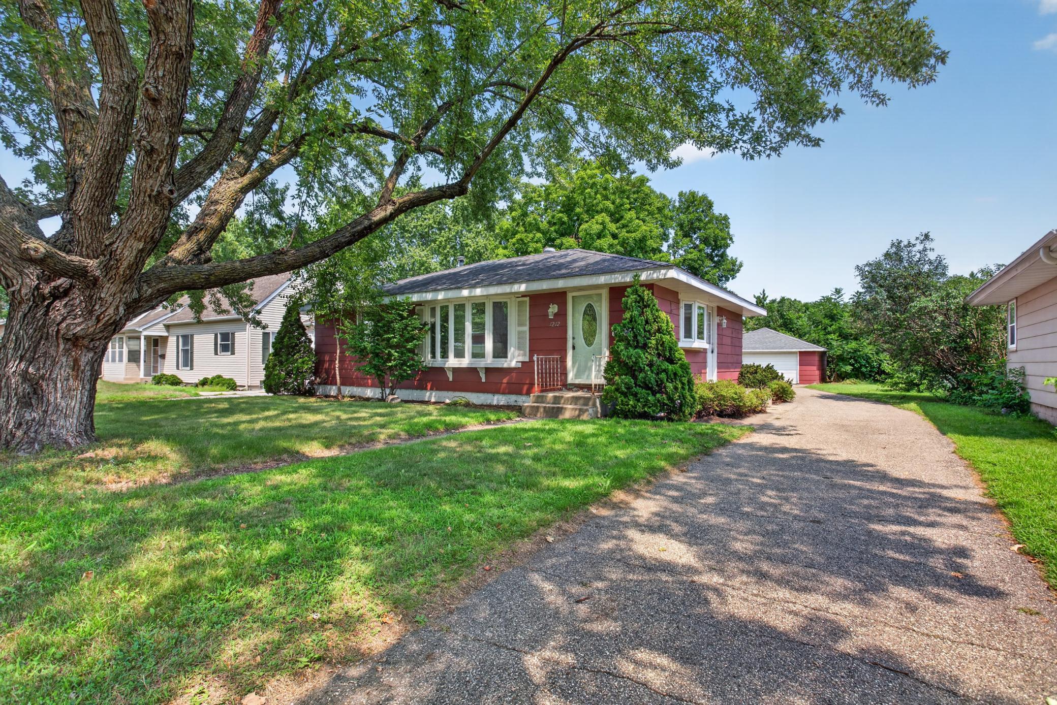1212 Sugar Lane