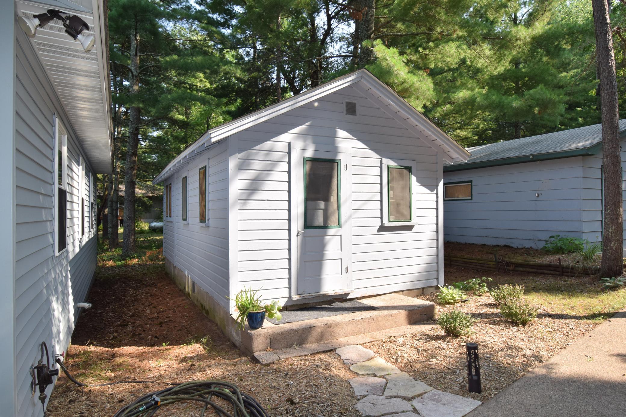 6575 Flowage Drive Property Photo 5