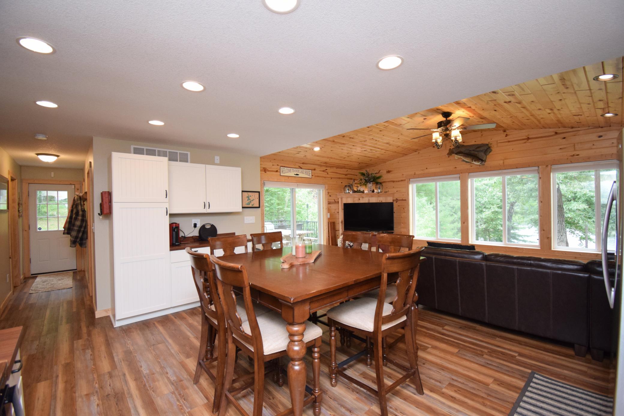 6575 Flowage Drive Property Photo 12