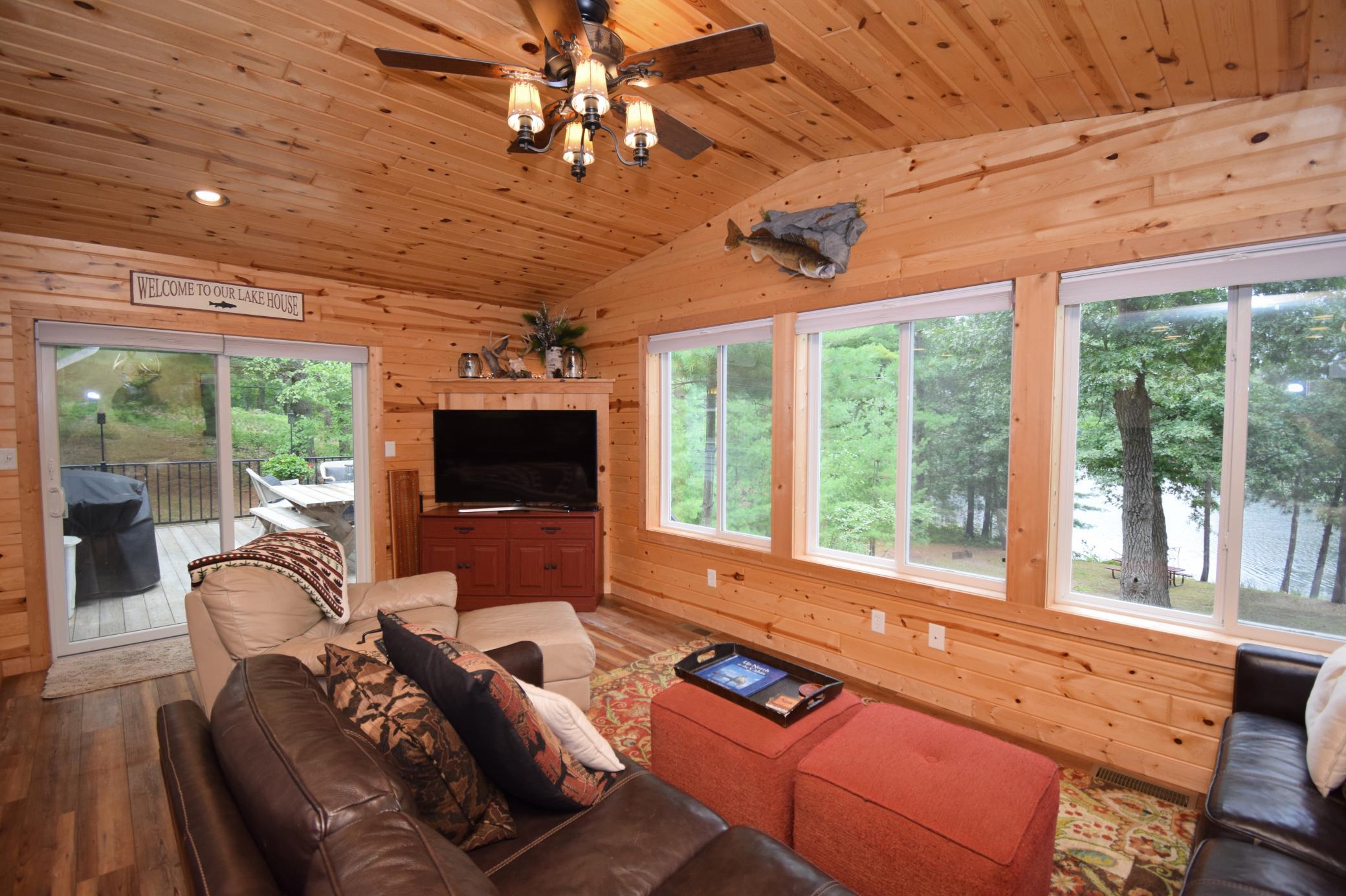 6575 Flowage Drive Property Photo 13