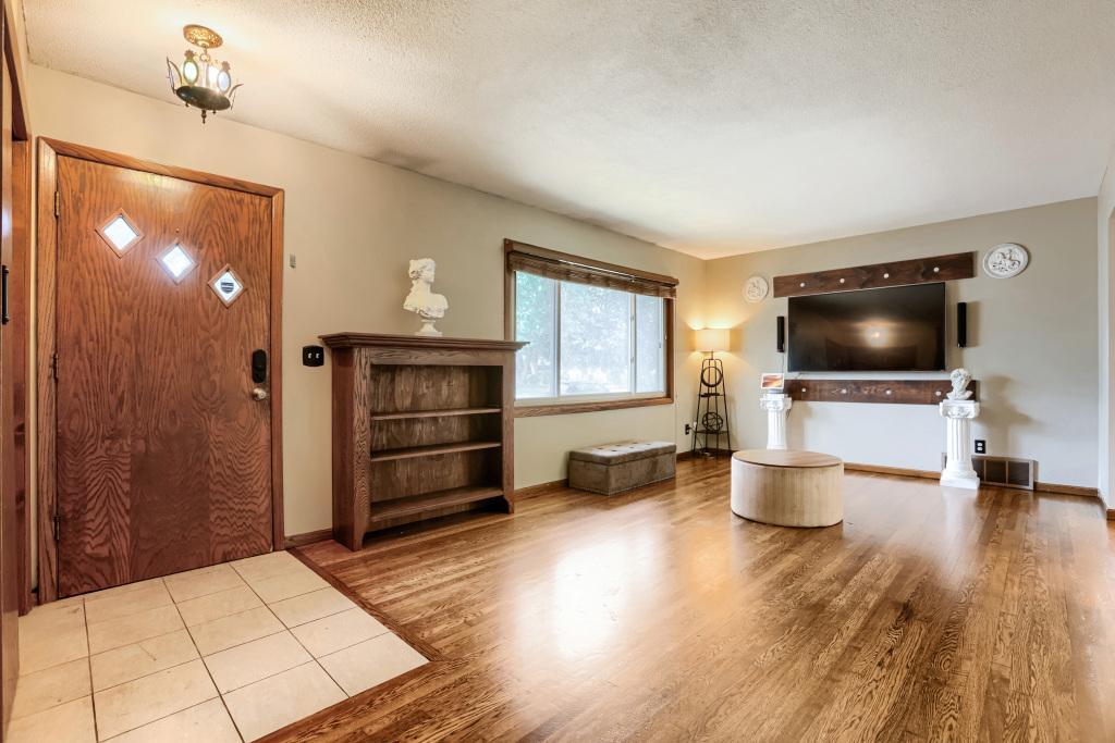 5457 Horizon Drive Ne Property Photo 9
