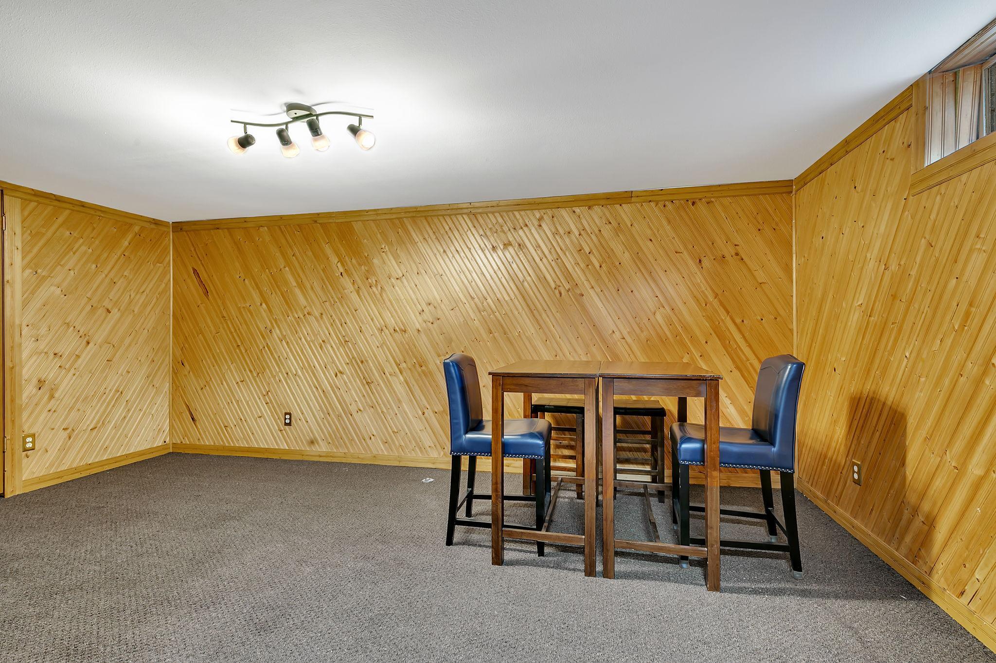 321 32nd Avenue N Property Photo 10