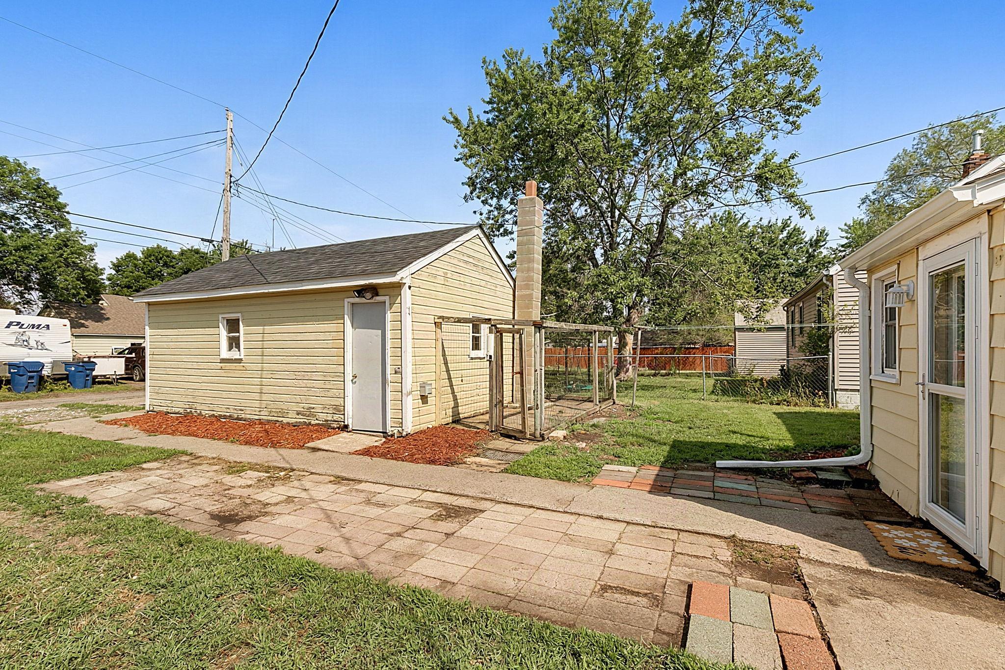 321 32nd Avenue N Property Photo 14