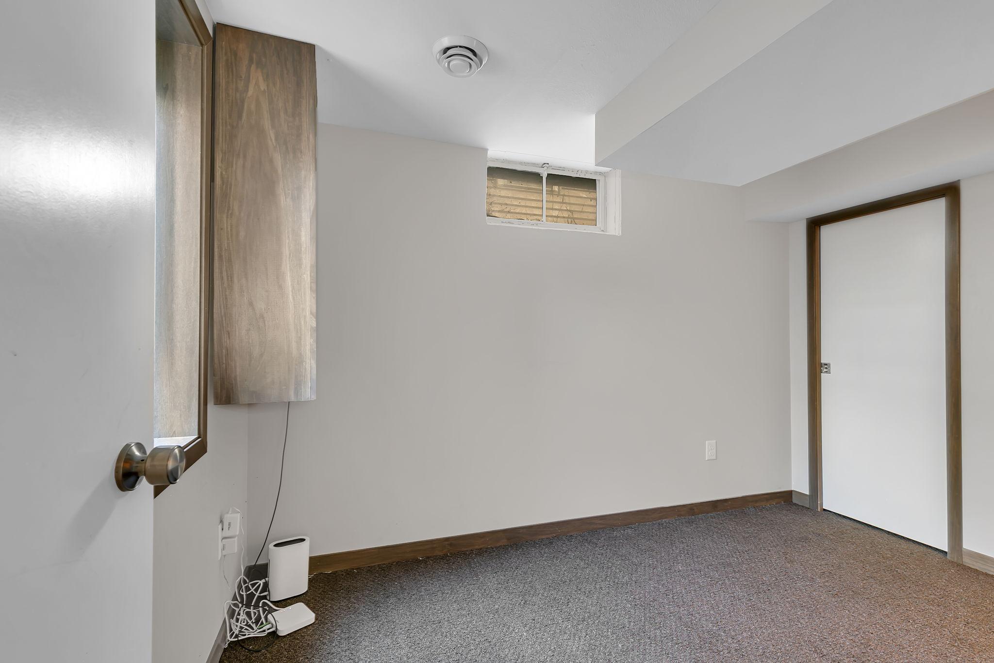 321 32nd Avenue N Property Photo 15