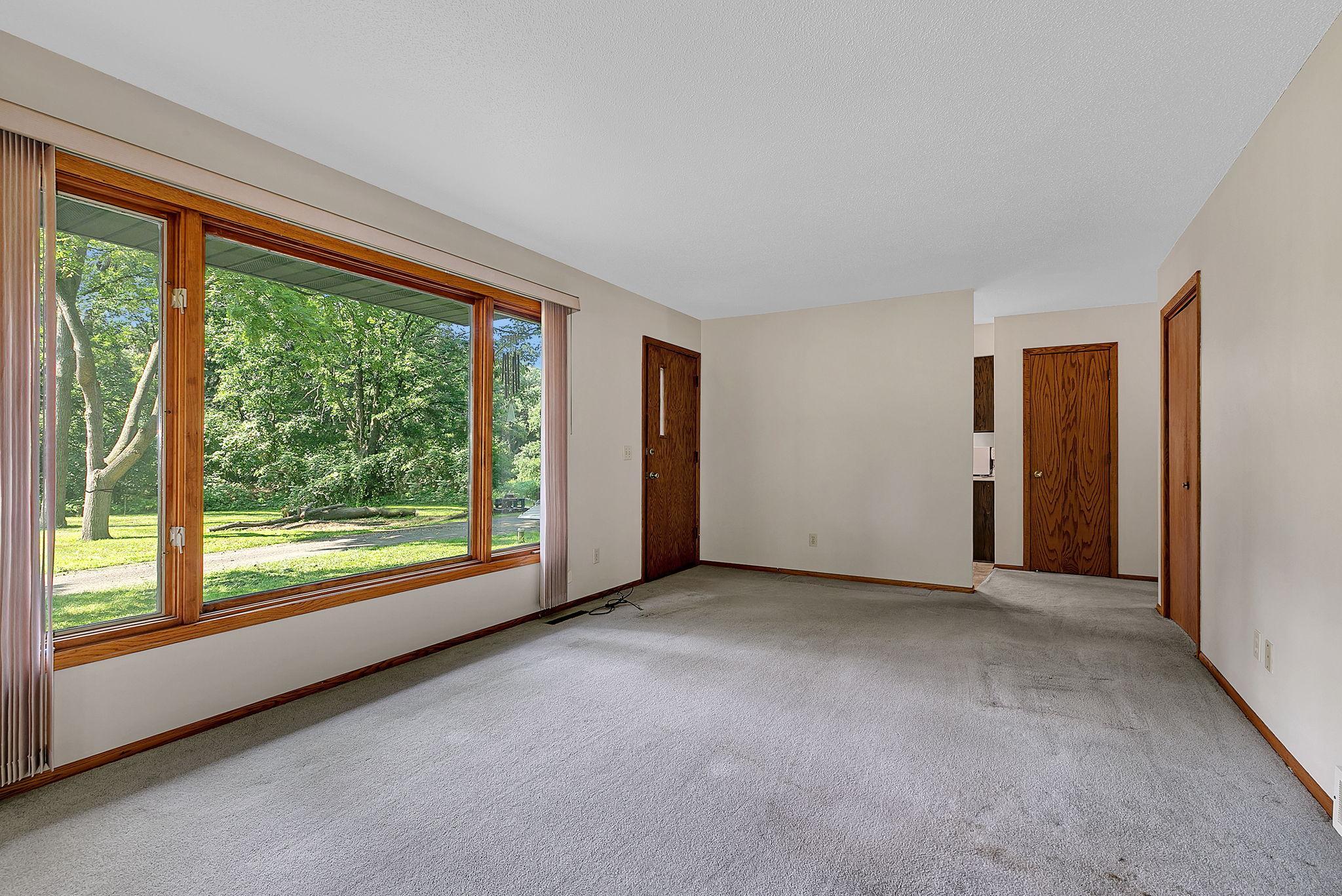 14195 160th Avenue Property Photo 11