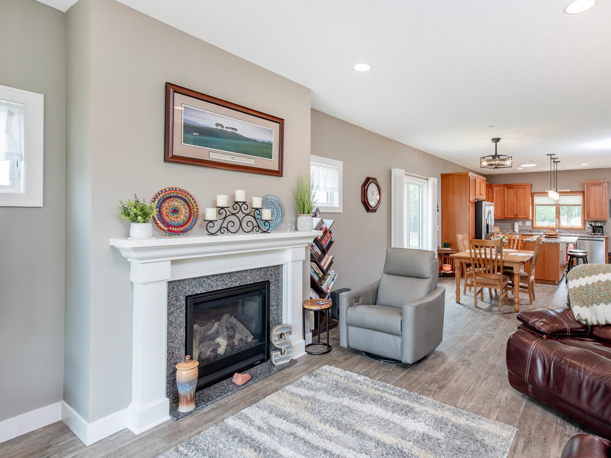 2365 Skillman Avenue E Property Photo 10