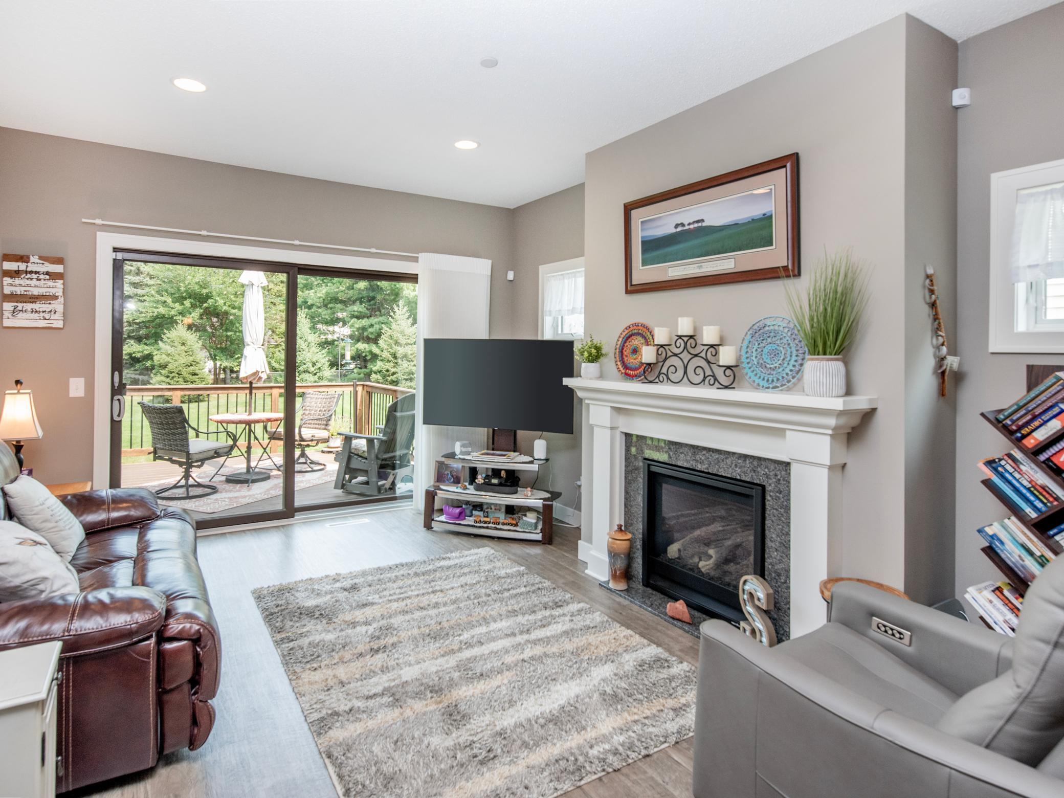 2365 Skillman Avenue E Property Photo 11