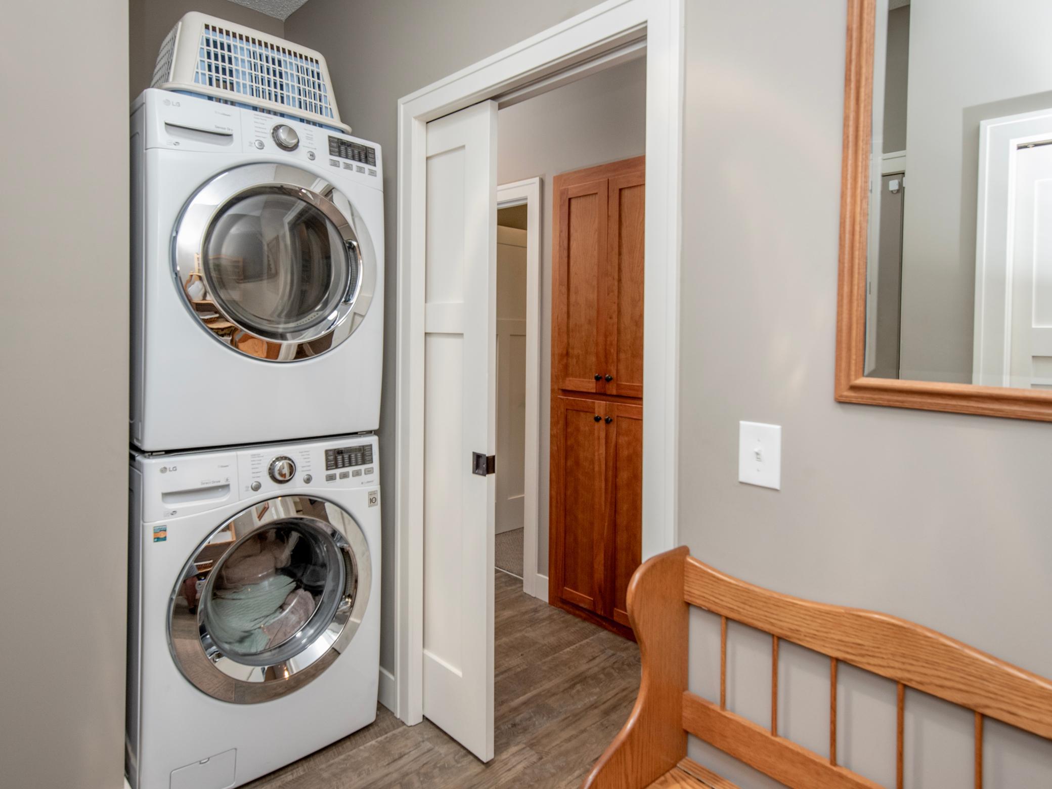 2365 Skillman Avenue E Property Photo 20
