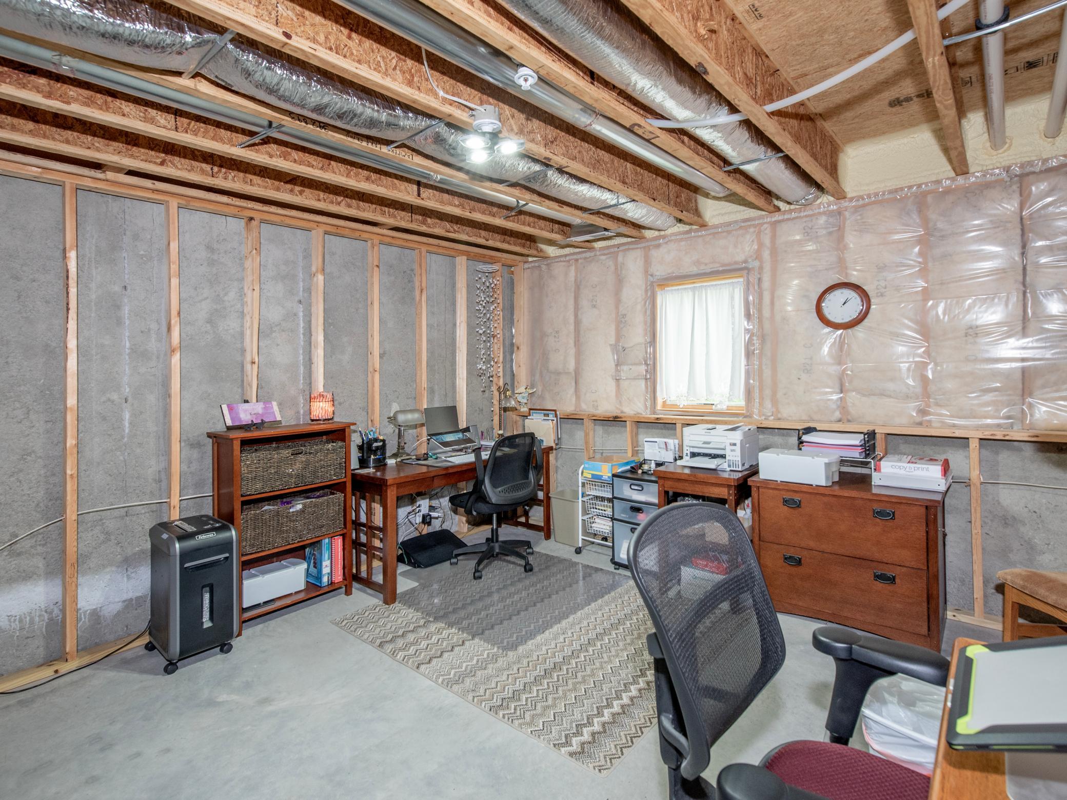 2365 Skillman Avenue E Property Photo 26