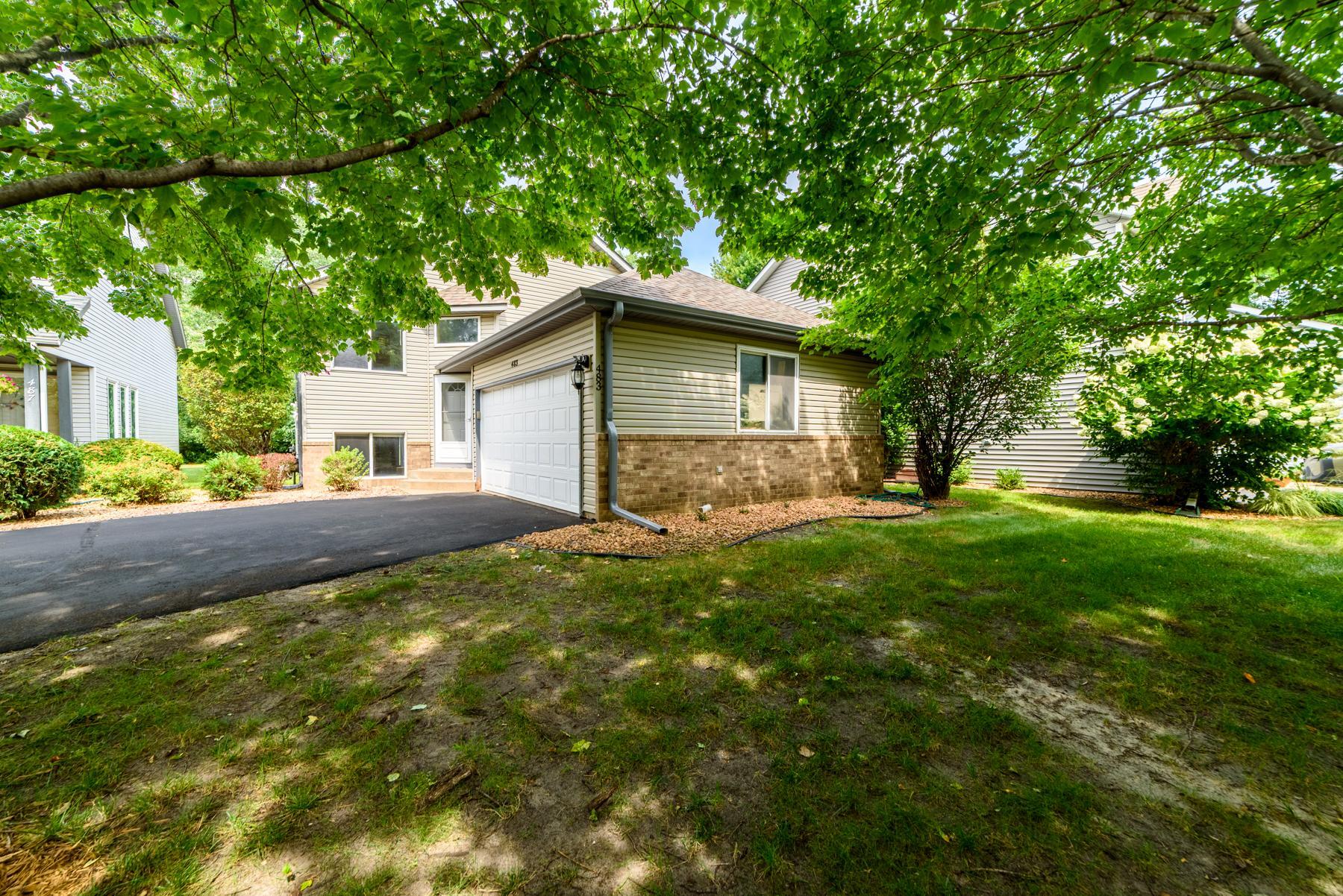 483 Poplar Drive Property Photo 3