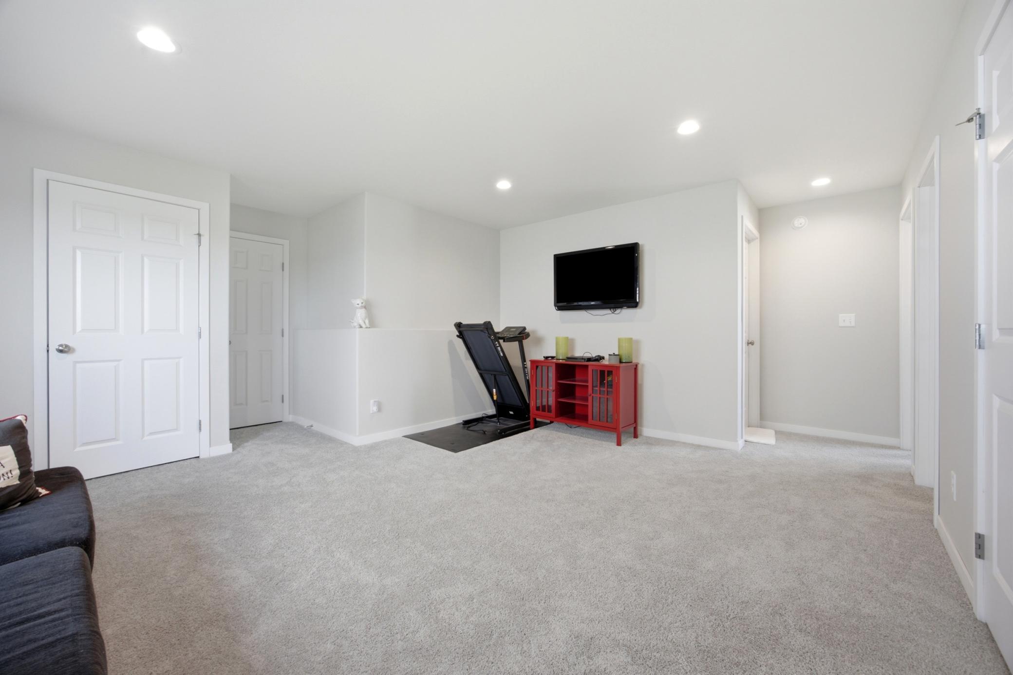 1204 Marlys Drive W Property Photo 19