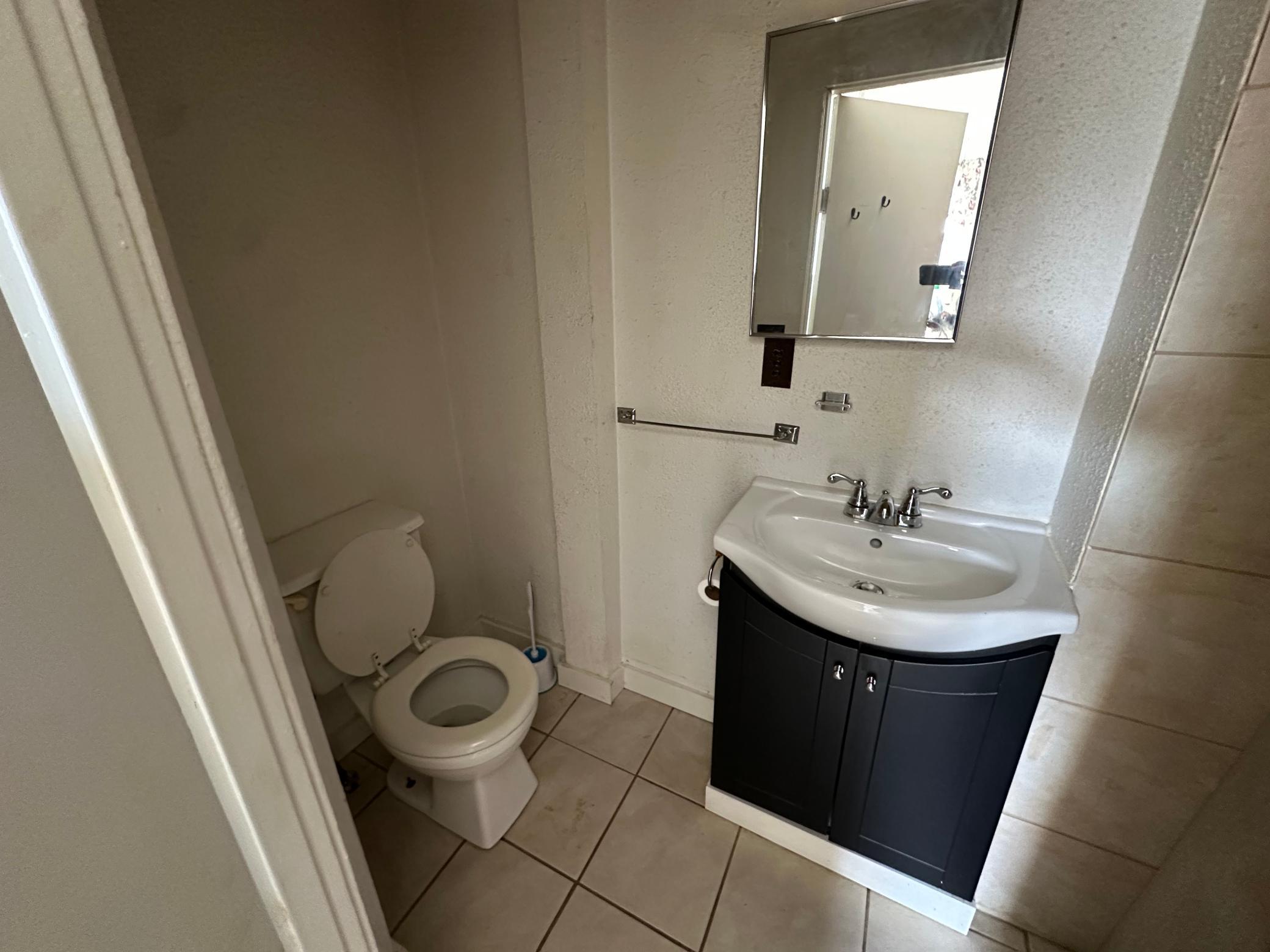 415 1st Street E Property Photo 6
