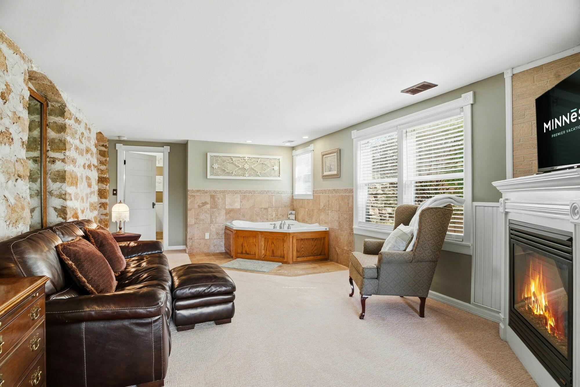 305 River Street Property Photo 16