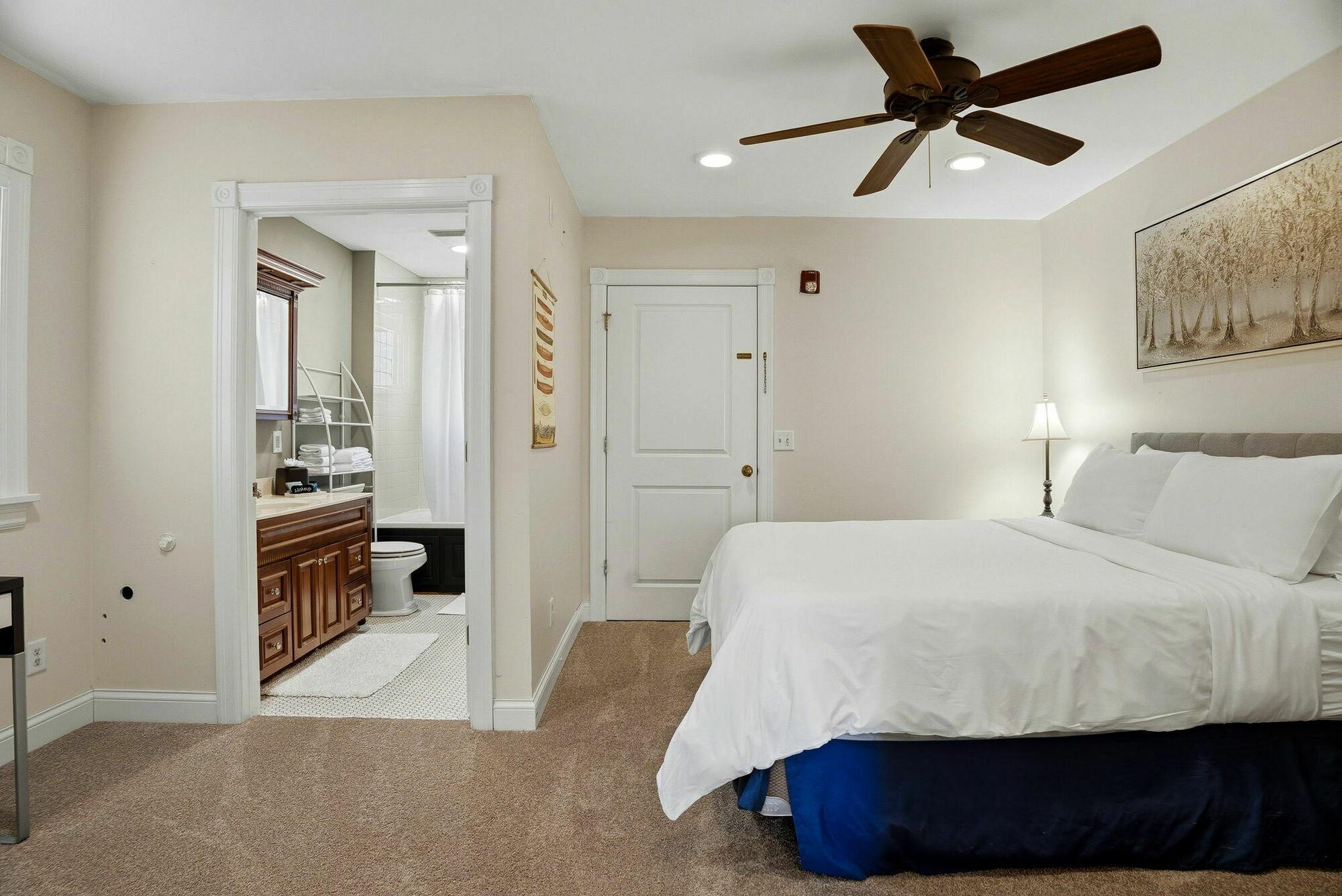 305 River Street Property Photo 21