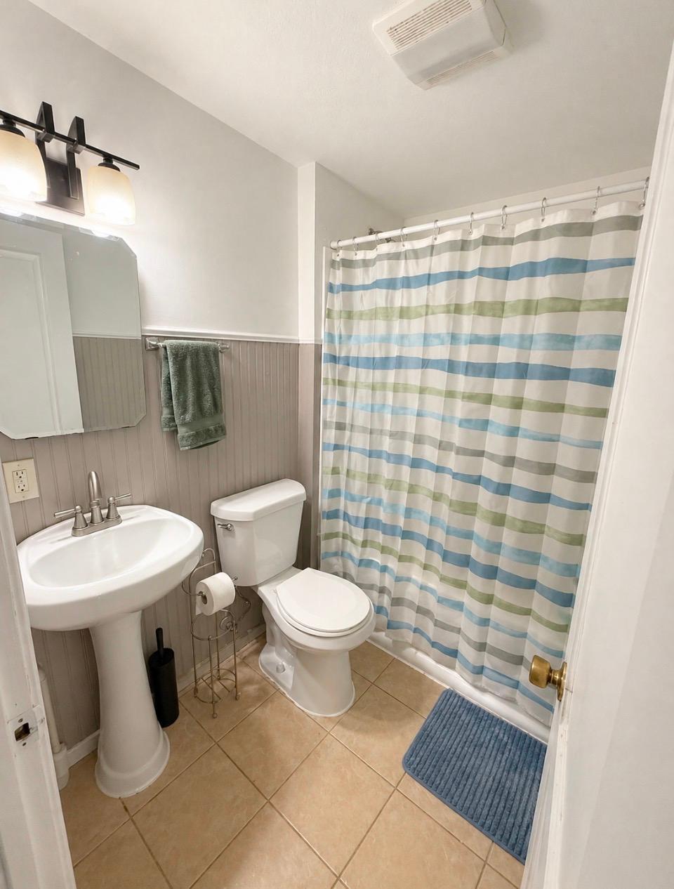 1712 Arlington Avenue E Property Photo 4