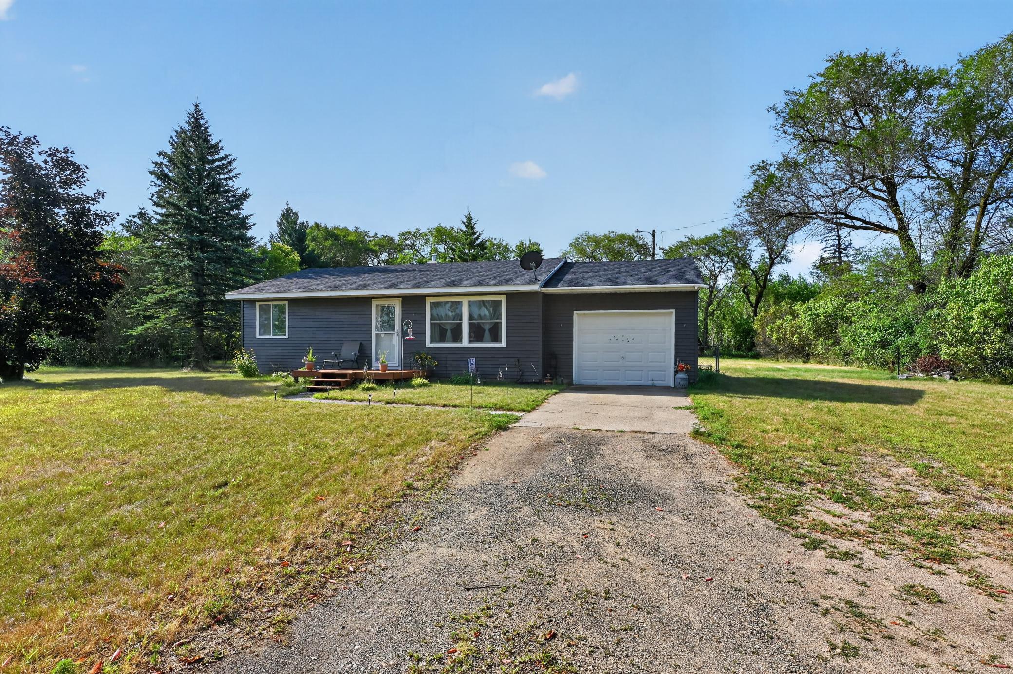 14657 150th Street Property Photo 3