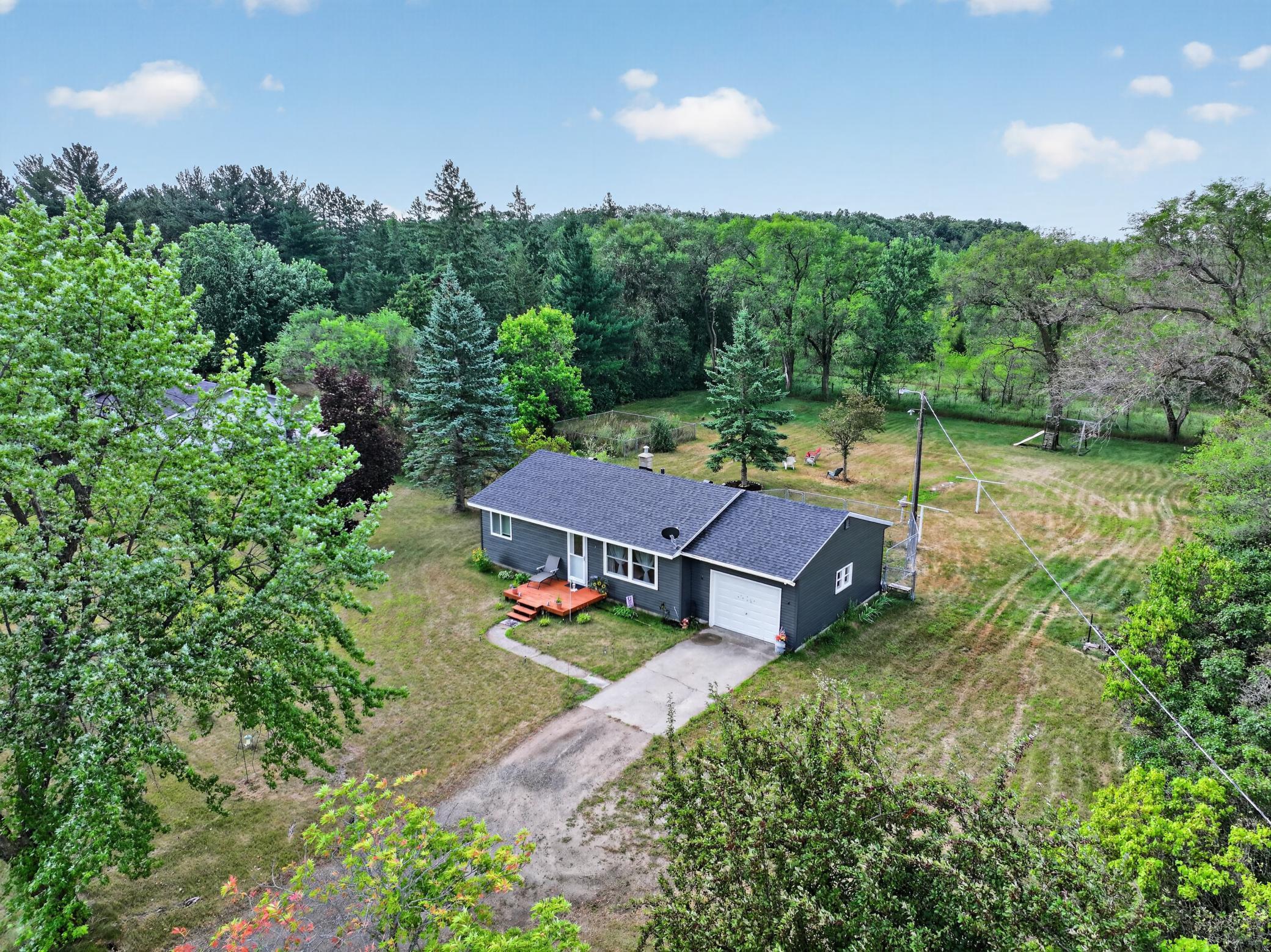 14657 150th Street Property Photo 5