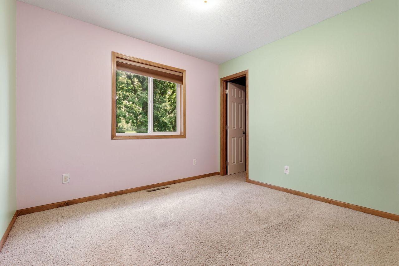 2528 42nd Avenue S Property Photo 20