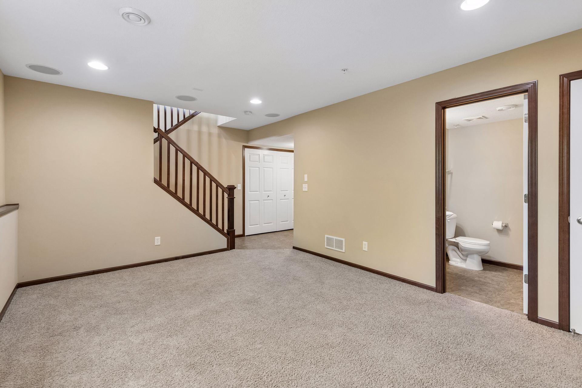 10002 Gentian Drive Property Photo 59