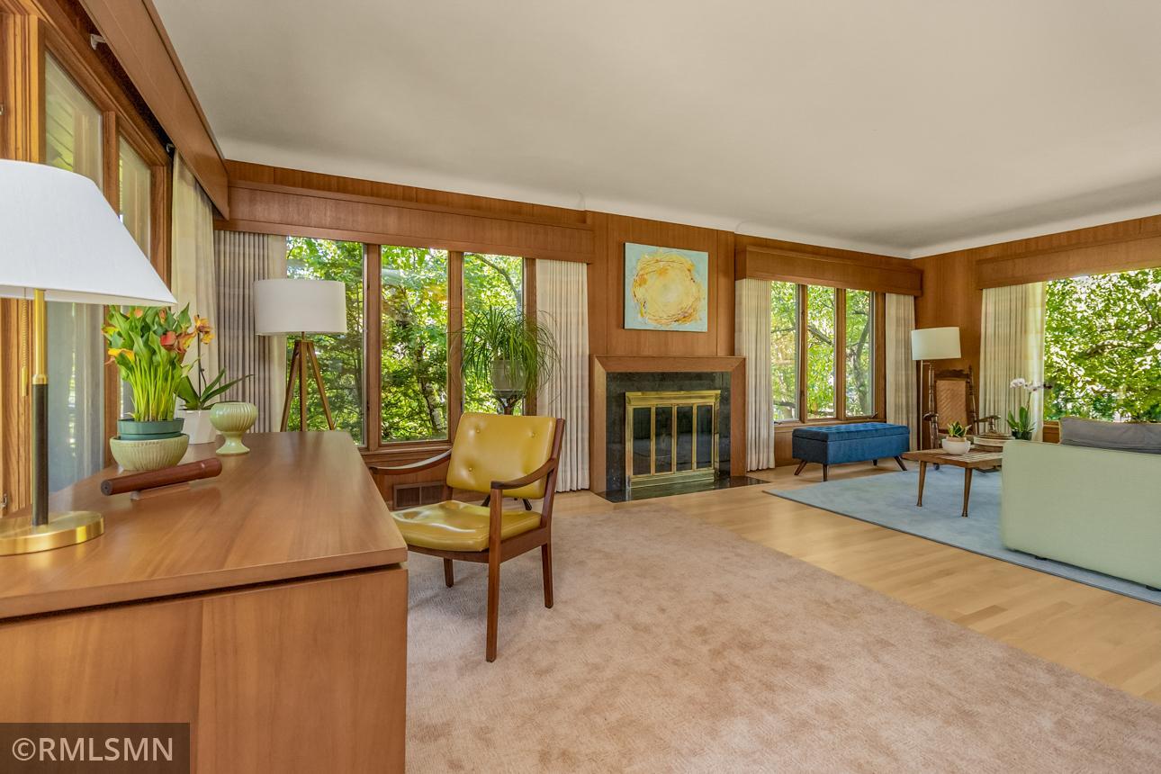1 Hingham Circle Property Photo 4