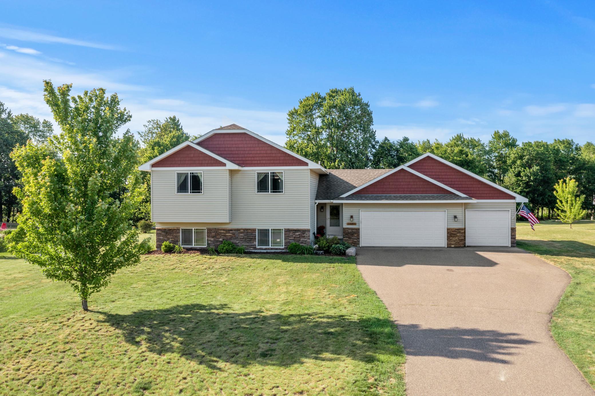 9469 242nd Lane NE