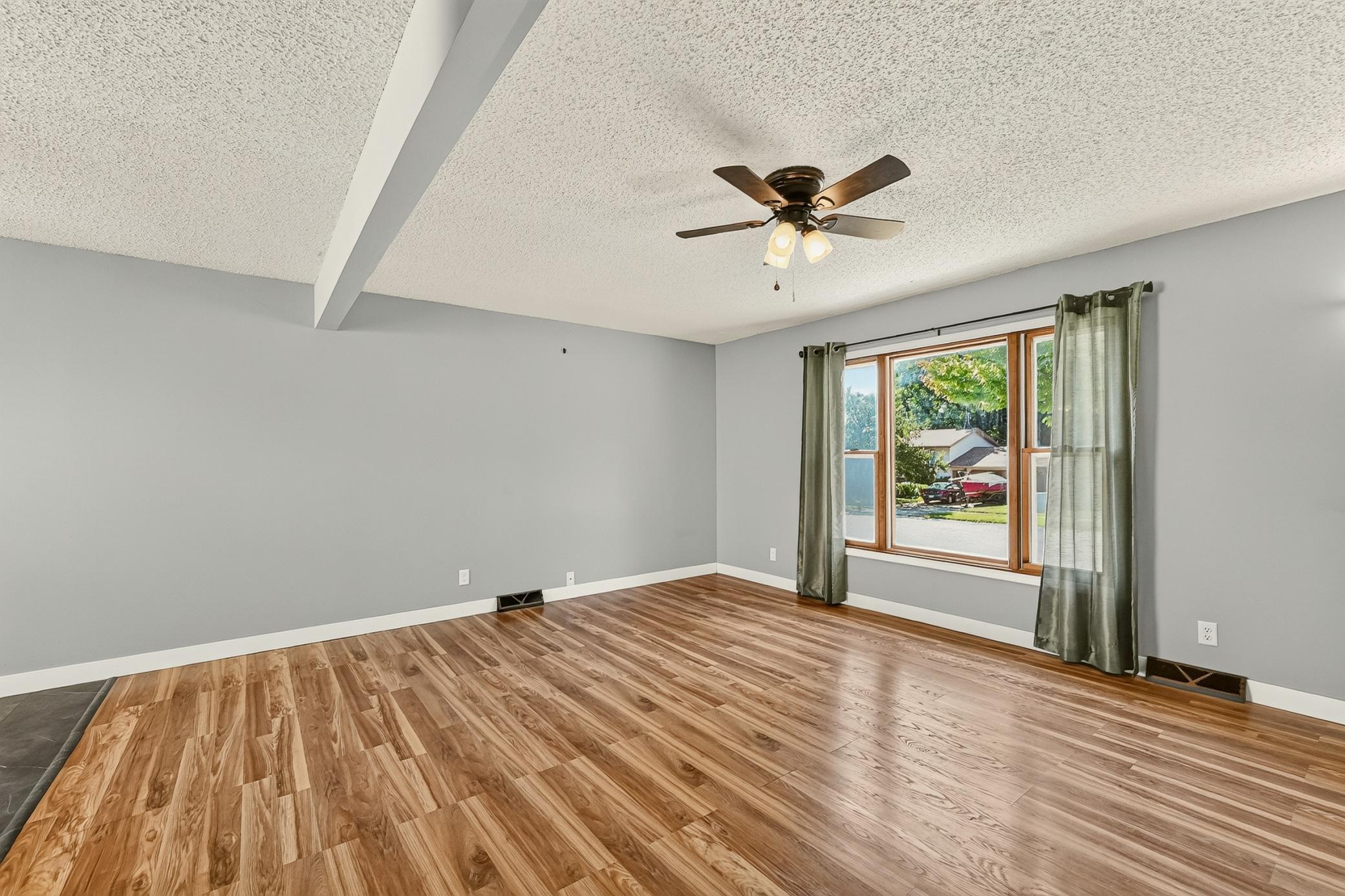 709 37th Street Sw Property Photo 12