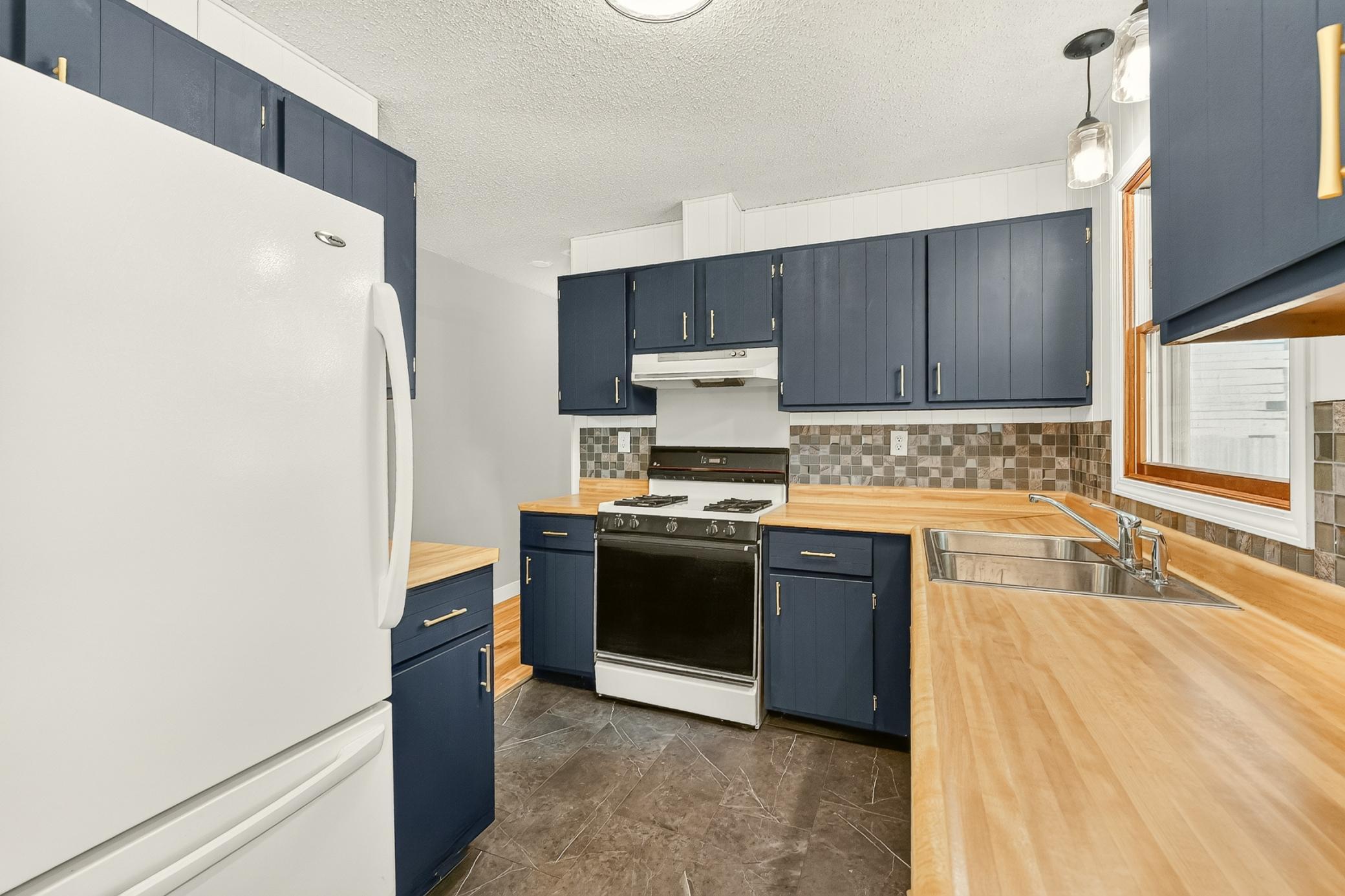 709 37th Street Sw Property Photo 15