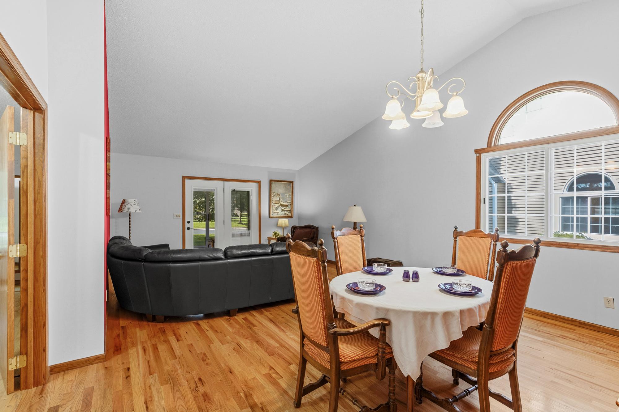 5661 Donegal Court Property Photo 19