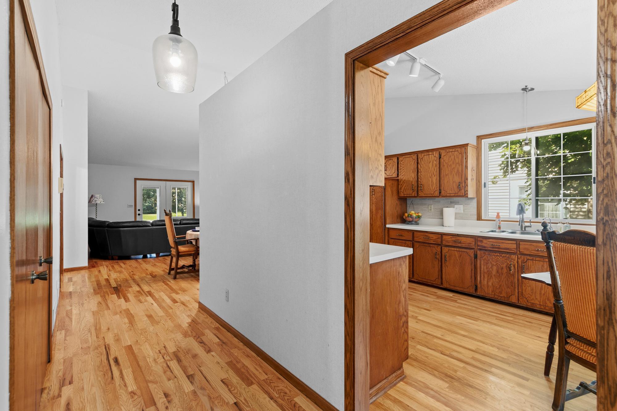 5661 Donegal Court Property Photo 26