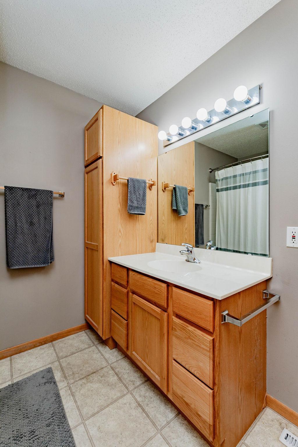 4745 Townsite Place S Property Photo 10