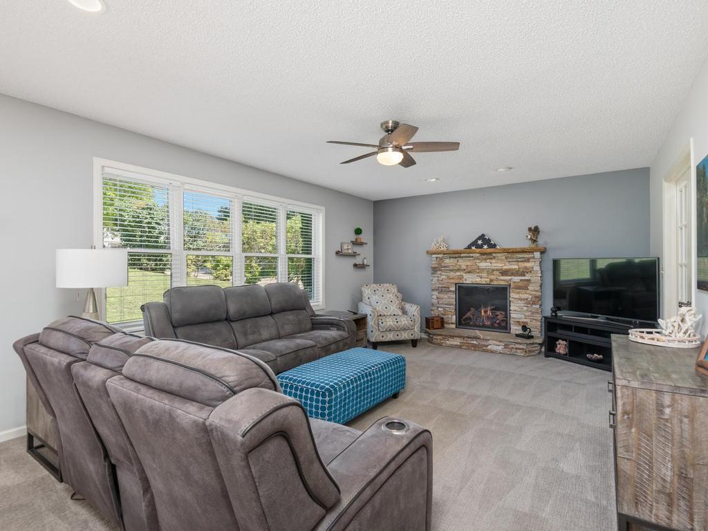 733 Ashley Drive Property Photo 11