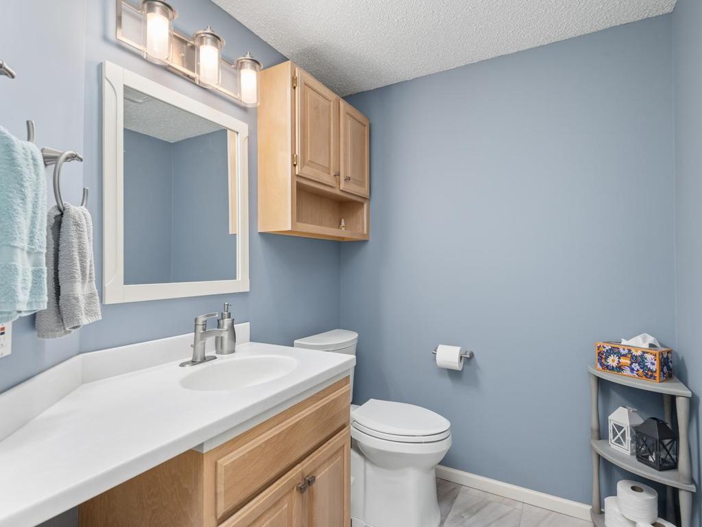 733 Ashley Drive Property Photo 18