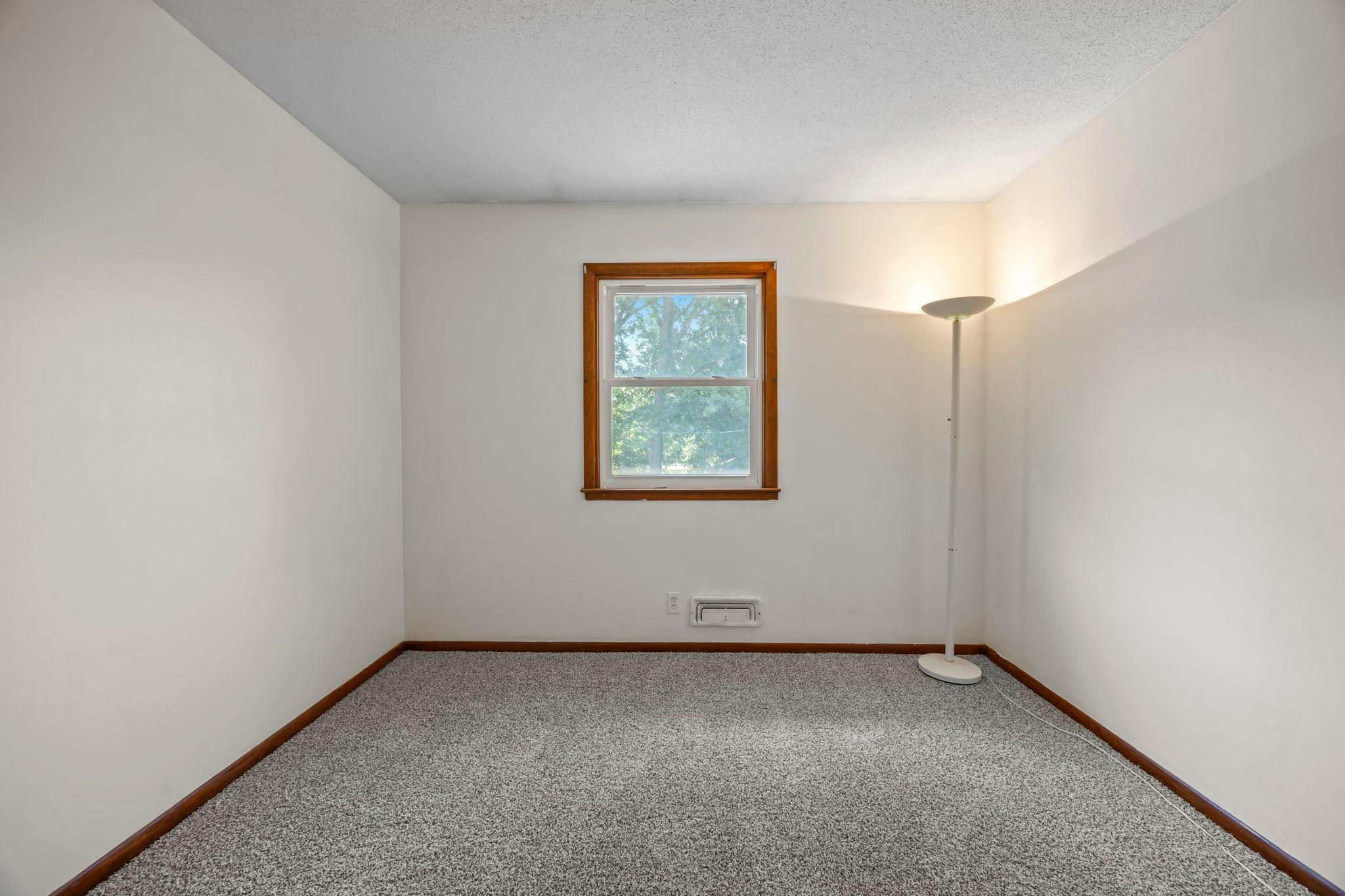 168 Linden Circle Property Photo 11