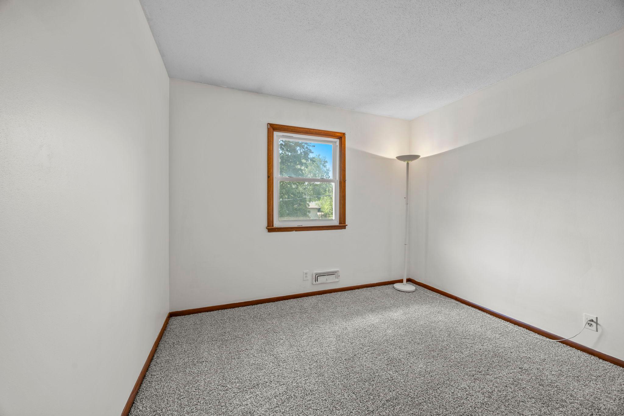 168 Linden Circle Property Photo 12