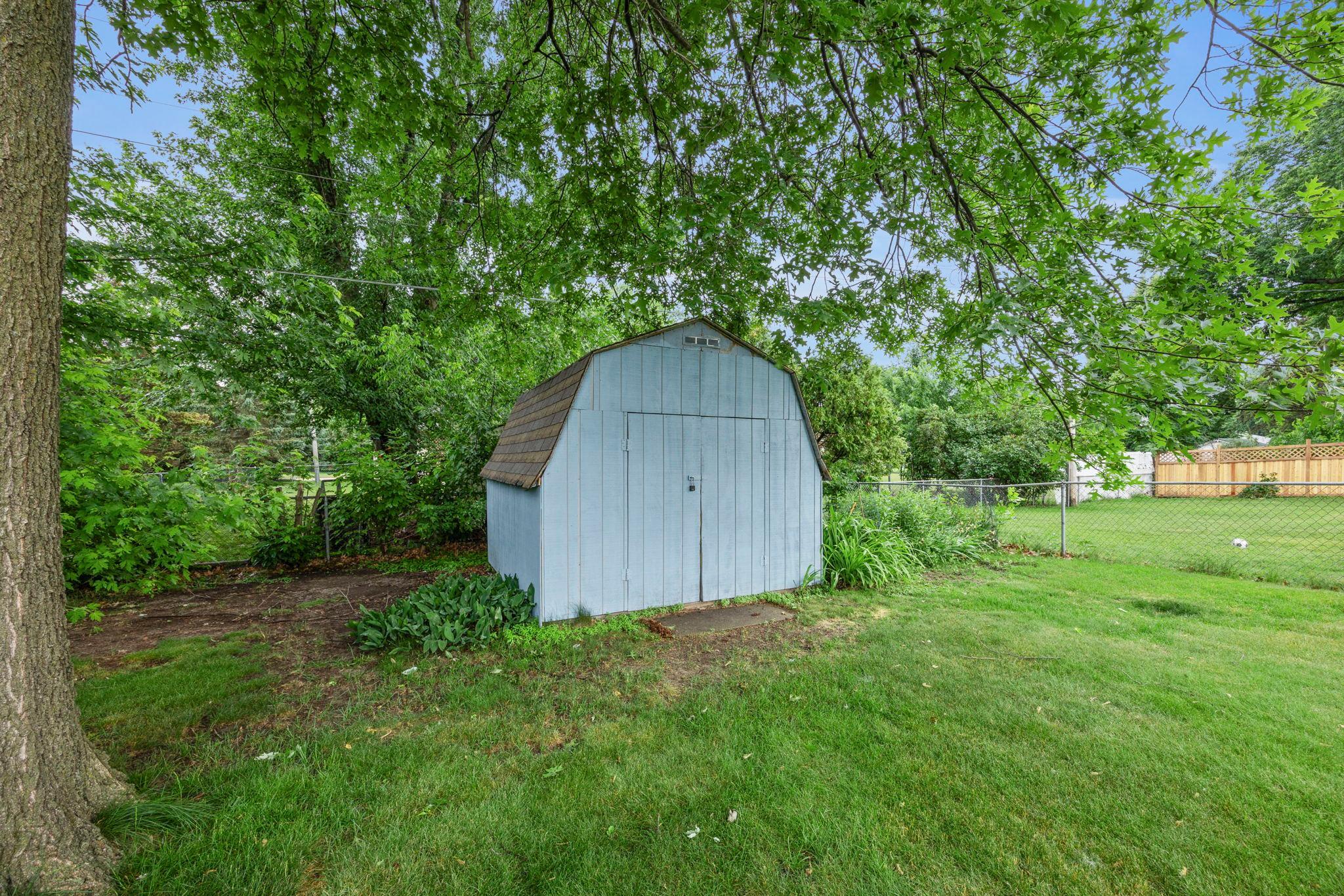 168 Linden Circle Property Photo 37