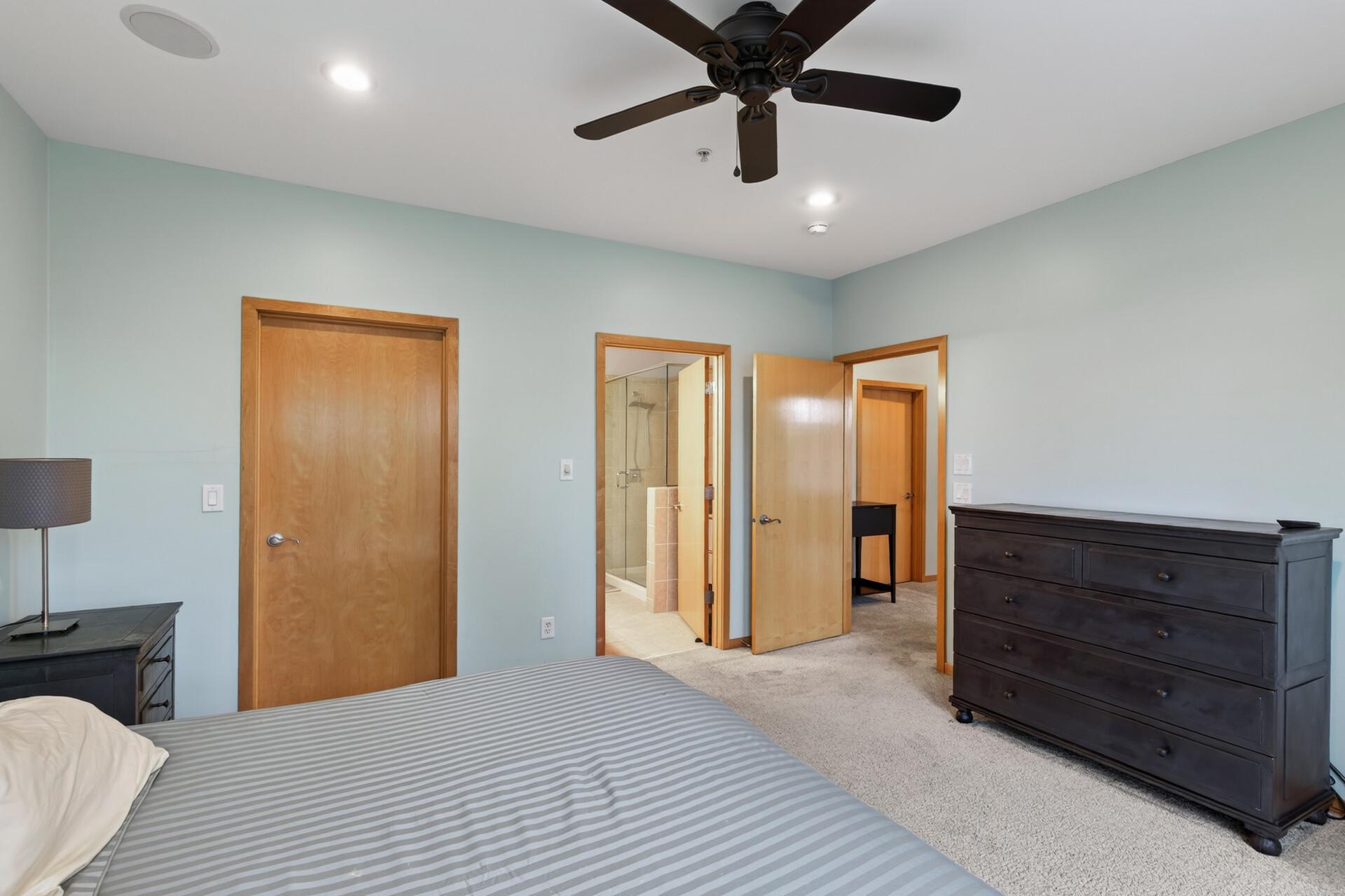 530 E Grant Street E Property Photo 18