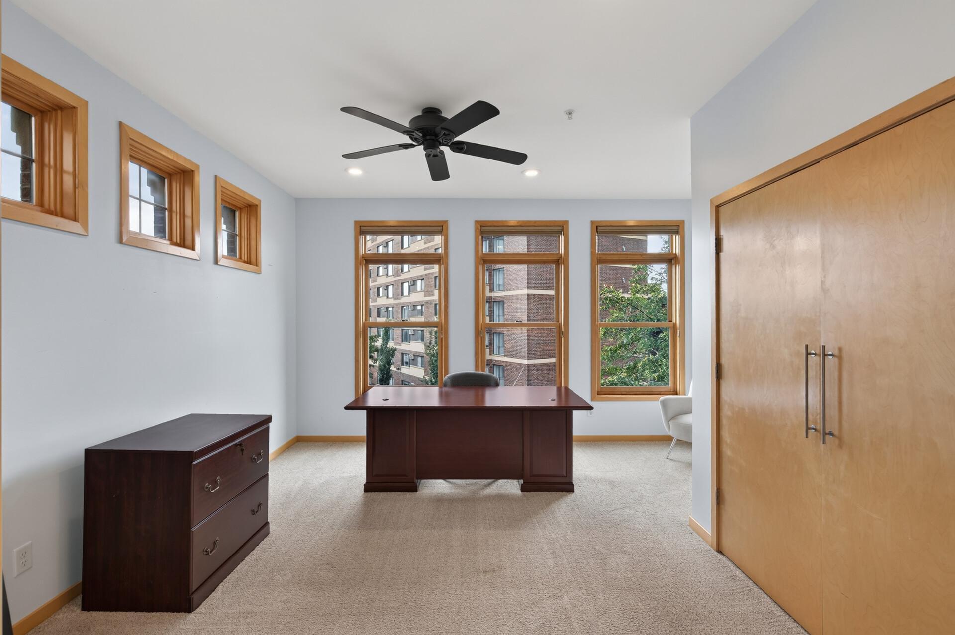 530 E Grant Street E Property Photo 25