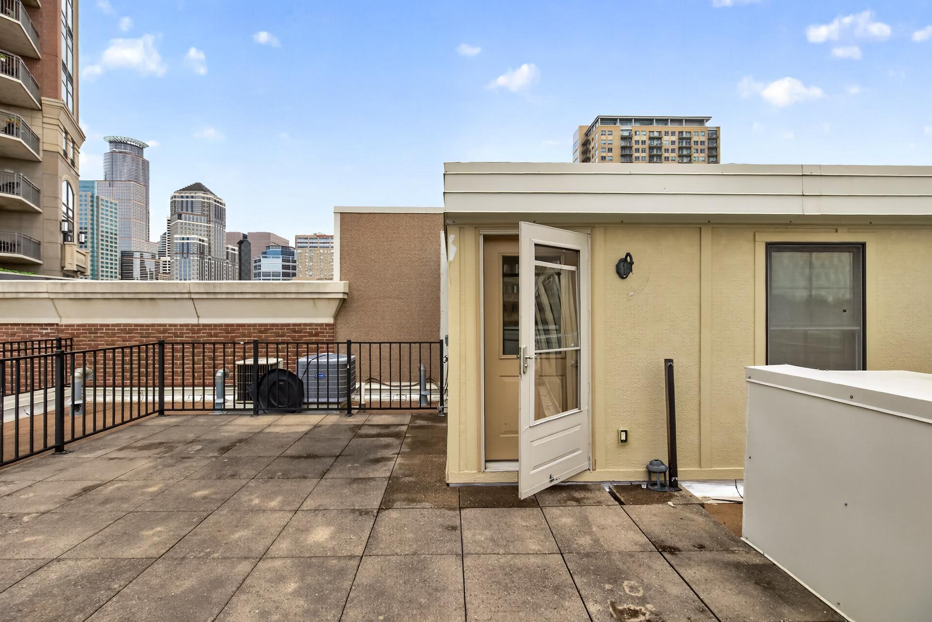 530 E Grant Street E Property Photo 51