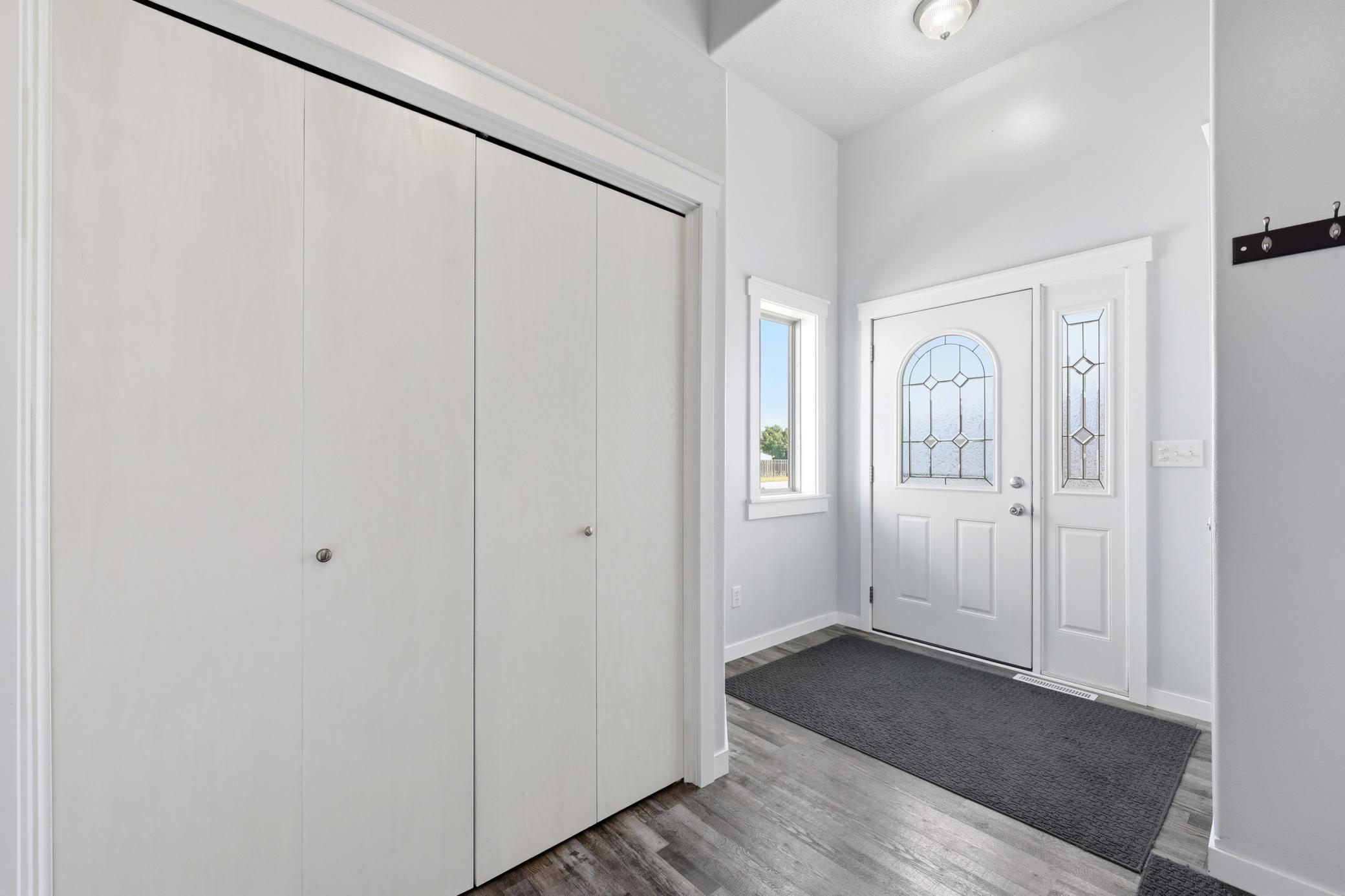 1512 19th Avenue E Property Photo 3