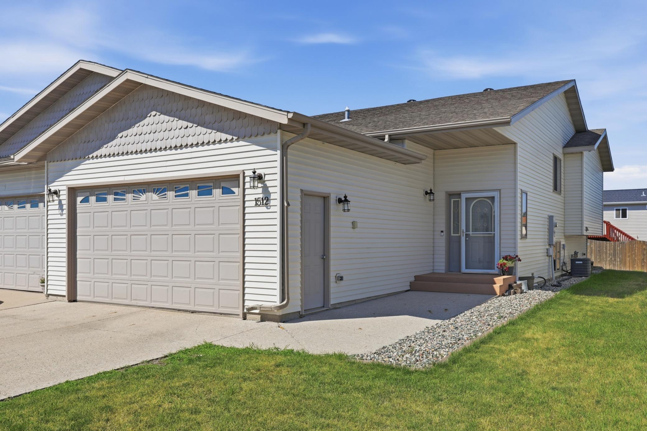 1512 19th Avenue E Property Photo 12