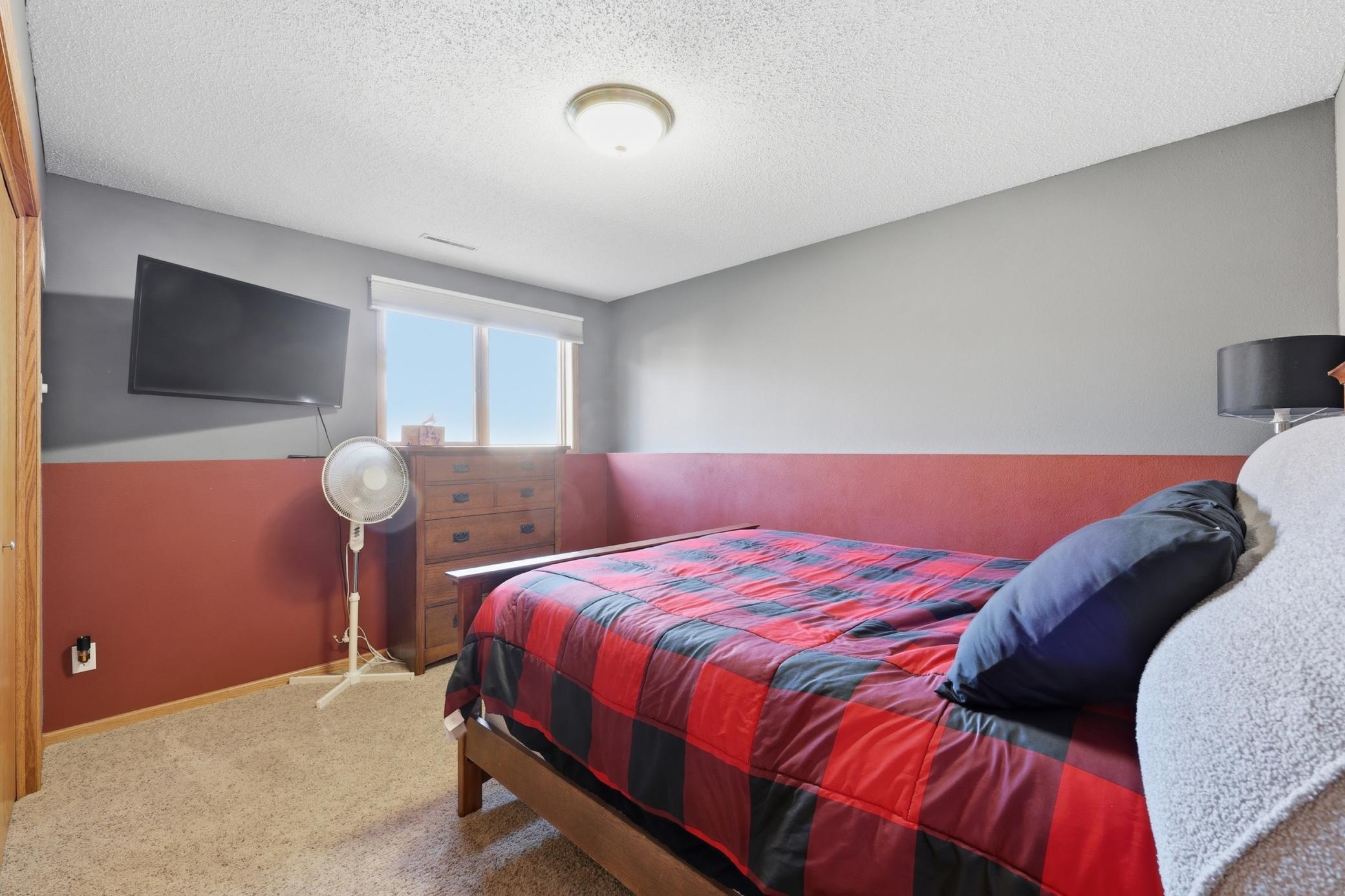 1512 19th Avenue E Property Photo 21